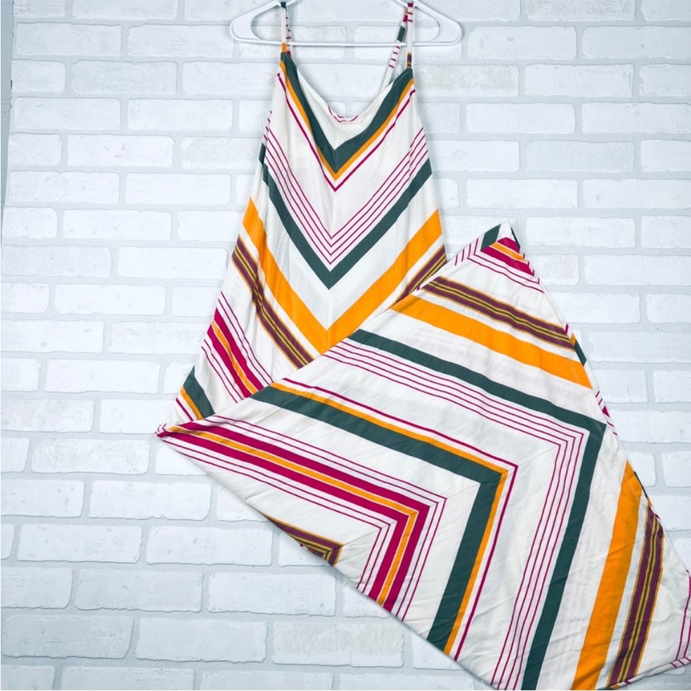 🆕 NWT Old Navy Striped Maxi Dress